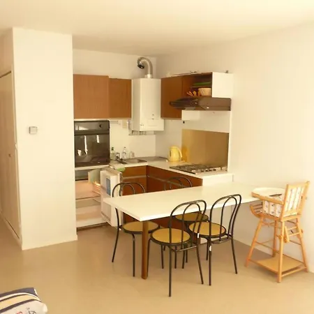 Face A La Mer Studio De 33M2 Avec Terrasse Et Wifi Larmor-Plage Exterior photo